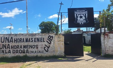 Ataque en “La Casita”: destrozaron el tapial del club en plena obra y denuncian amenazas Ataque en “La Casita”: destrozaron el tapial del club en plena obra y denuncian amenazas