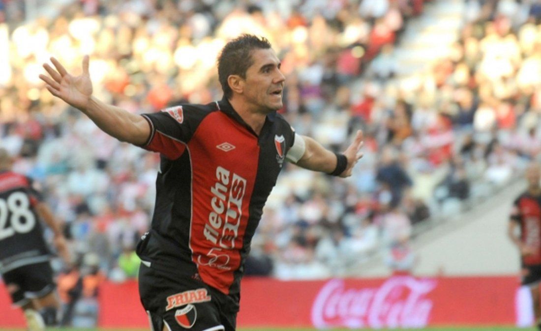 Bichi Fuertes: Colón necesita de un recambio para jugar por la pelea del descenso