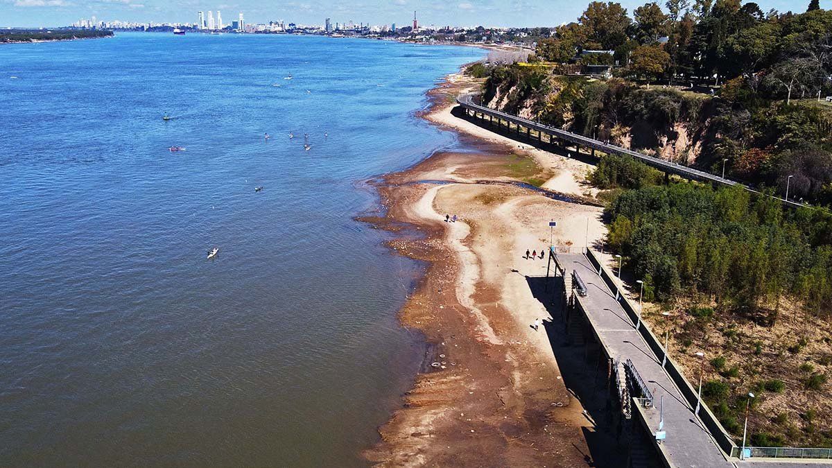 La histórica bajante del río Paraná fue uno de los principales problemas ambientales en la región en los últimos años. La histórica bajante del río Paraná fue uno de los principales problemas ambientales en la región en los últimos años.