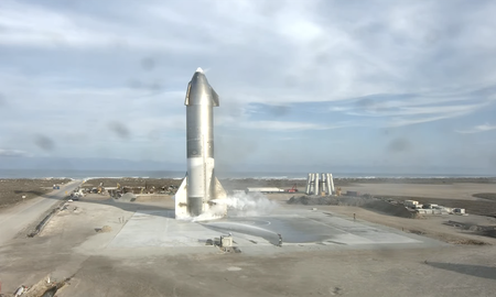 El prototió SN10 de Starship explotó luego de lograr un aterrizaje vertical. El prototió SN10 de Starship explotó luego de lograr un aterrizaje vertical.