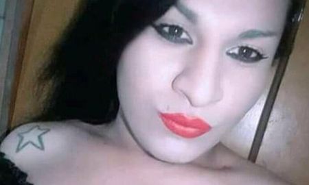 Natalia Maldonado tenía 24 años y fue acribillada a balazos. Los asesinos se trasladaban en un auto. También resultó herido un joven de 20 años. Natalia Maldonado tenía 24 años y fue acribillada a balazos. Los asesinos se trasladaban en un auto. También resultó herido un joven de 20 años.