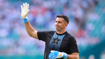 La foto del Dibu Martínez con un exjugador de Unión que sorprendió a todos en las redes: 