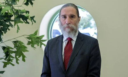 El neuropsiquiatra argentino Gabriel de Erausquin afirmó que el virus SARS-CoV-2 fue creado en un laboratorio chino. El neuropsiquiatra argentino Gabriel de Erausquin afirmó que el virus SARS-CoV-2 fue creado en un laboratorio chino.