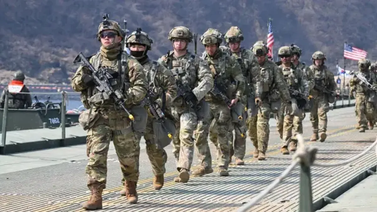 La realización de ejercicios militares con las Fuerzas Armadas de Estados Unidos refuerza la alianza que el gobierno de Milei sostiene con el presidente de ese país, Donald Trump, en momentos de fuertes tensiones en el mapa internacional, a raíz de la guerra de Medio Oriente. La realización de ejercicios militares con las Fuerzas Armadas de Estados Unidos refuerza la alianza que el gobierno de Milei sostiene con el presidente de ese país, Donald Trump, en momentos de fuertes tensiones en el mapa internacional, a raíz de la guerra de Medio Oriente.