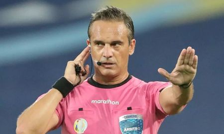 Patricio Loustau fue designado árbitro para el partido entre Colón de Santa Fe y River. En el Millonario no cayó bien esta decisión. Patricio Loustau fue designado árbitro para el partido entre Colón de Santa Fe y River. En el Millonario no cayó bien esta decisión.