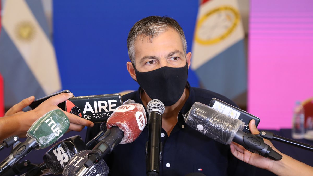 Pusineri adelantó por Aire de Santa Fe que no habrá propuesta salarial a docentes y estatales en las reuniones que se llevarán a cabo este miércoles 17 de febrero.