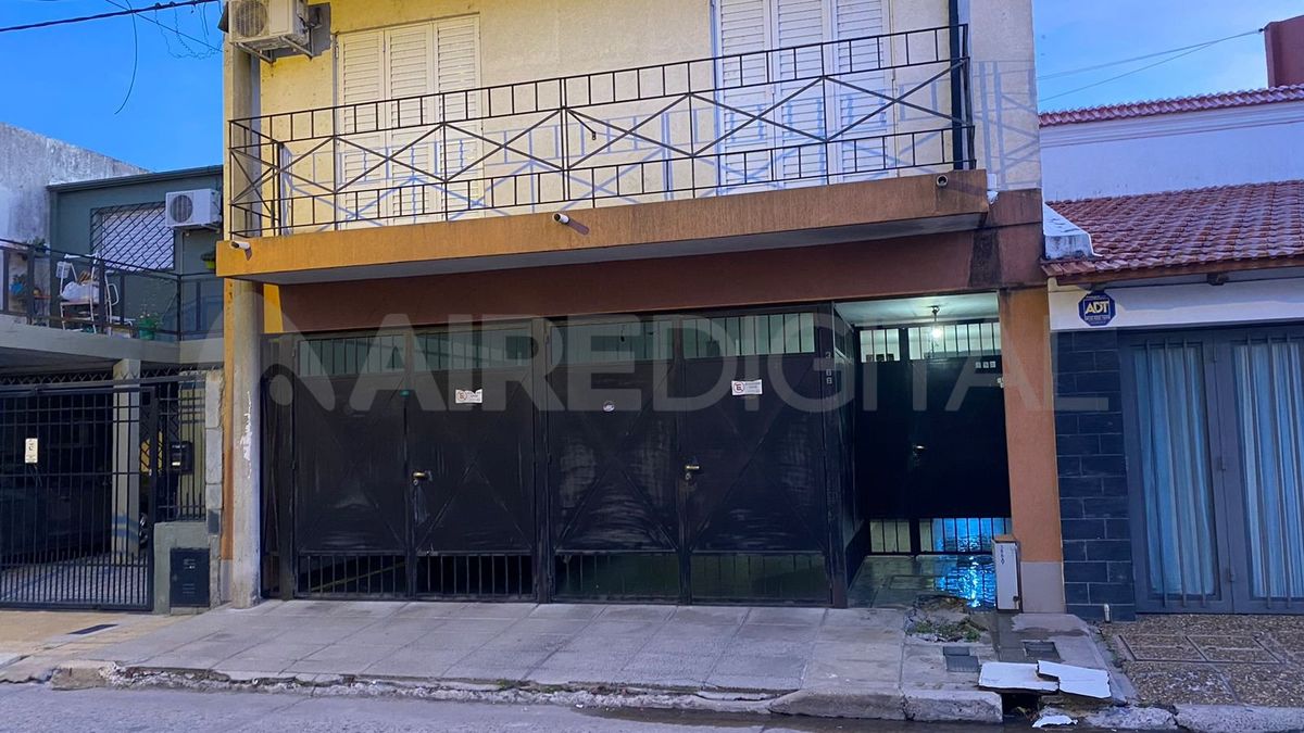 Atropellaron una cochera para intentar robar un moto en la ciudad de Santa Fe