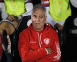 Leonardo Madelón hizo un balance del torneo, de clasificar a una copa y su continuidad. Leonardo Madelón hizo un balance del torneo, de clasificar a una copa y su continuidad.