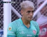 Andrés Vombergar puso en ventaja a San Lorenzo sobre Unión gracias a un cabezazo de pique al suelo.