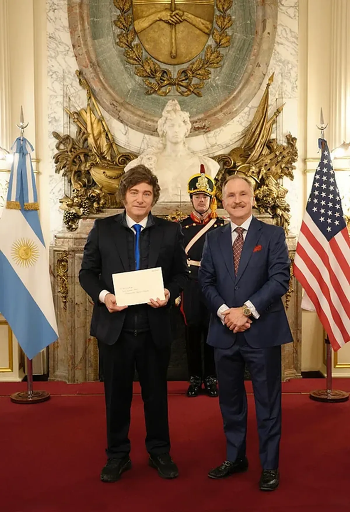 El intercambio inició a las 10 en la residencia presidencial y se extendió durante una hora y media. El contacto se enmarca en el alineamiento de la gestión libertaria con la administración republicana de Donald Trump.