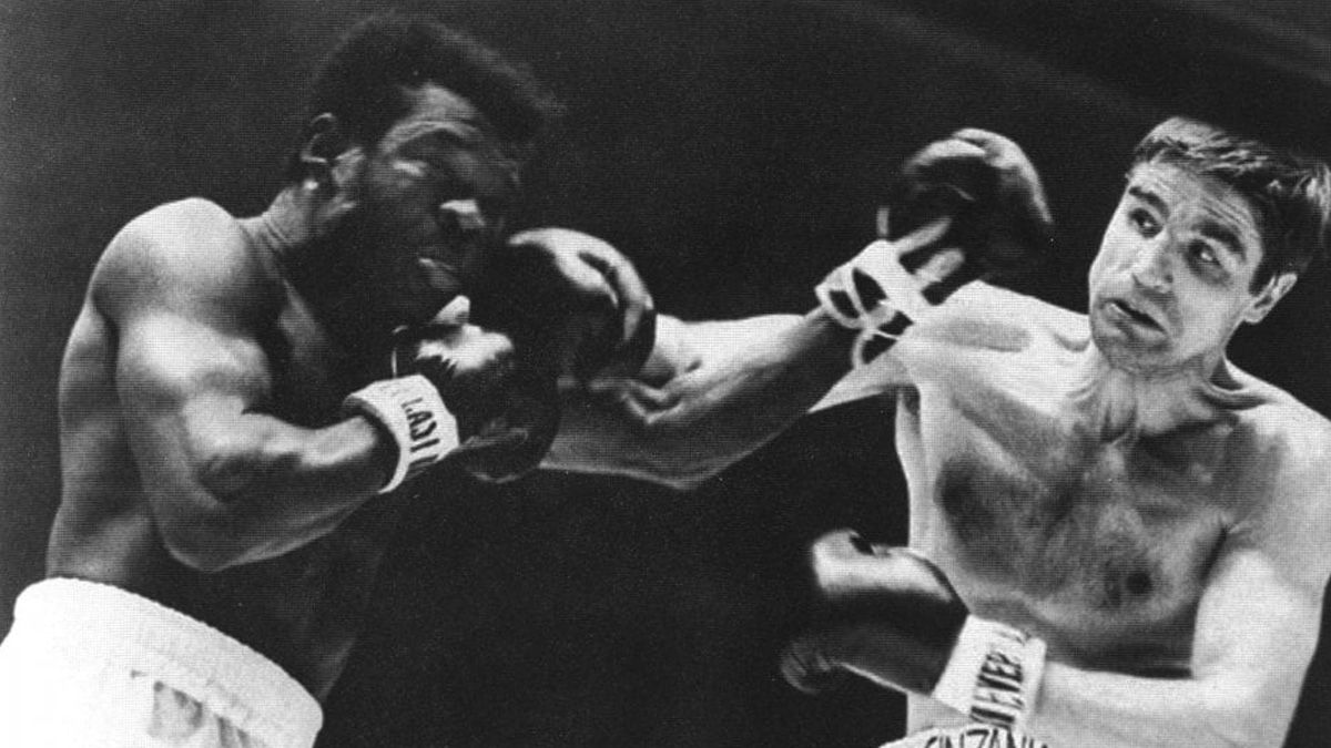 Benvenuti enfrentó tres veces a Emile Alphonse Griffith. En la primea pelea entre ambos (foto), que tuvo lugar el lunes 17 de abril de 1967, Nino le GPP 15 (unánime) en el Madison Square Garden y, así, se convirtió en el rey mediano AMB-CMB, en la Pelea del Año para The Ring Magazine.
