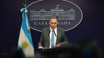 Manuel Adorni anunció cambios en el Gabinete: