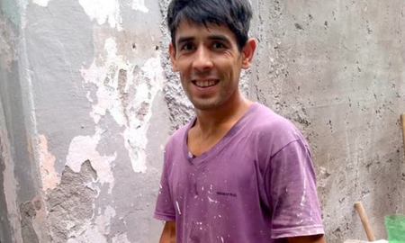 albanil devolvio 250 mil pesos que encontro entre escombros de una obra albanil devolvio 250 mil pesos que encontro entre escombros de una obra