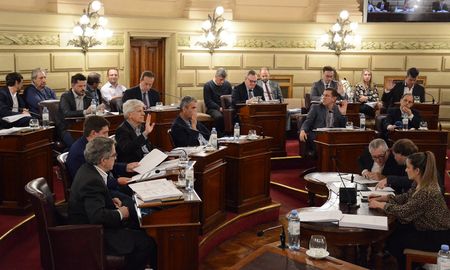 La Cámara de Senadores de Santa Fe acelera el tratamiento del presupuesto 2023. La Cámara de Senadores de Santa Fe acelera el tratamiento del presupuesto 2023.