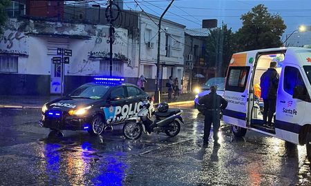 Ocurrió en San Jerónimo y Cándido Pujato, a metros del Rectorado de la Universidad Nacional del Litoral. Ocurrió en San Jerónimo y Cándido Pujato, a metros del Rectorado de la Universidad Nacional del Litoral.