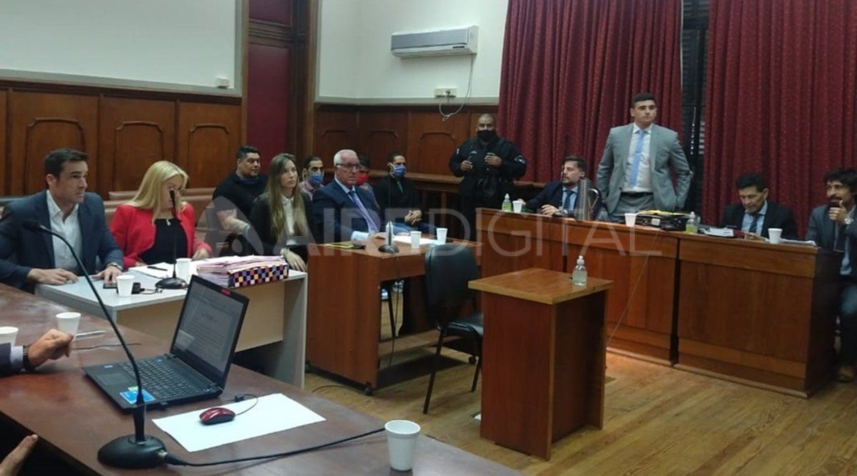 Fuertes planteos de las defensas en la primera jornada de juicio por la