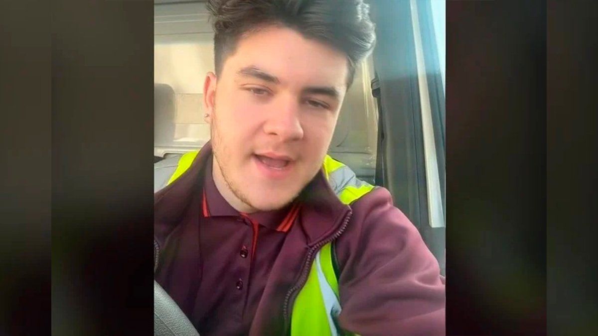 Los clips del joven se volvieron rápidamente virales en la red social china.