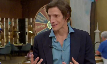 El conductor de Pasapalabra mostró su experiencia en viajes alrededor del mundo y aconsejó a los participantes de MasterChef. El conductor de Pasapalabra mostró su experiencia en viajes alrededor del mundo y aconsejó a los participantes de MasterChef.