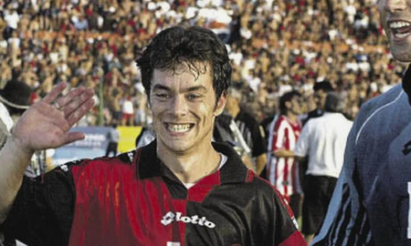 Santino Bontemps, recordó a su papá en diálogo con AIRE, mientras alentaba a la Selección Argentina, en la previa del duelo ante Perú. Santino Bontemps, recordó a su papá en diálogo con AIRE, mientras alentaba a la Selección Argentina, en la previa del duelo ante Perú.