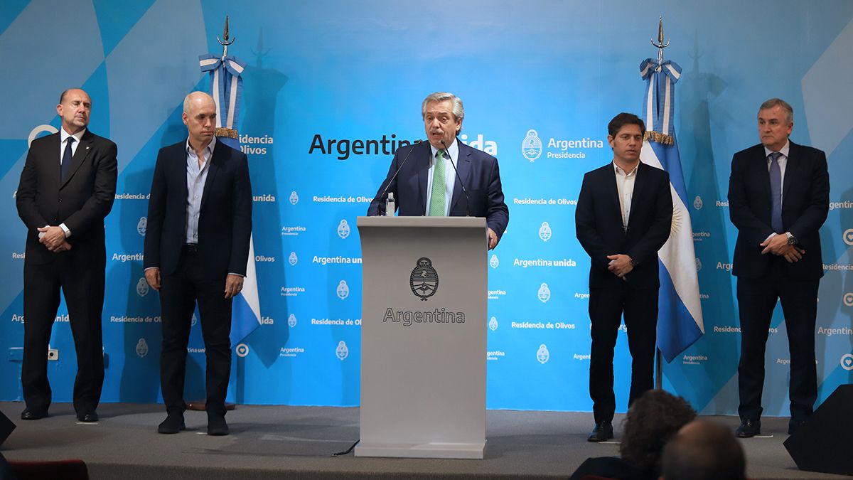 El presidente estuvo acompa&ntilde;ado por el gobernador de Santa Fe