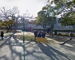 El robo ocurrió en inmediaciones de Plaza del Soldado, en Santa Fe. Entre los aprehendidos hay dos menores de edad. El robo ocurrió en inmediaciones de Plaza del Soldado, en Santa Fe. Entre los aprehendidos hay dos menores de edad.
