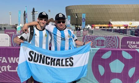 El equipo de AIRE recorrió las inmediaciones del estadio de Lusail en la previa del partido entre Argentina y Arabia Saudita. El equipo de AIRE recorrió las inmediaciones del estadio de Lusail en la previa del partido entre Argentina y Arabia Saudita.