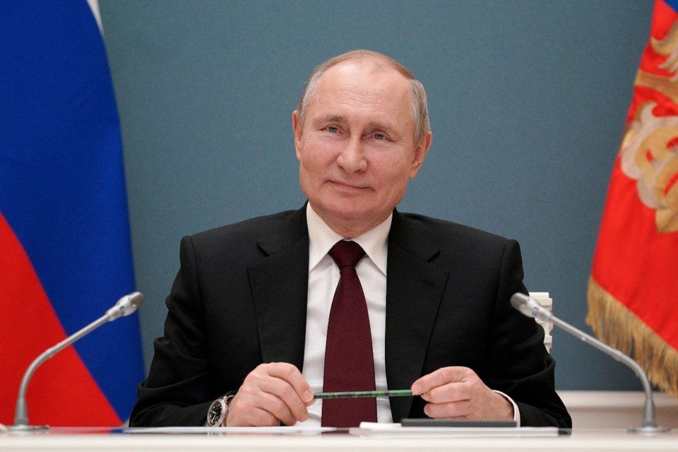 El máximo mandatario ruso respondió a las acusaciones del estadounidense.