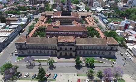 Más de 1.200 estudiantes se anotaron para ingresar a Medicina en la UNL. Más de 1.200 estudiantes se anotaron para ingresar a Medicina en la UNL.
