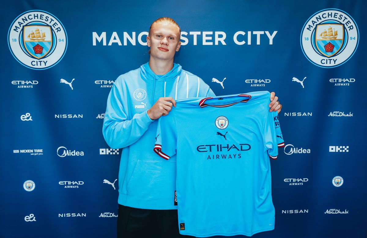 Erling Haaland fue presentado como nuevo jugador del Manchester City.
