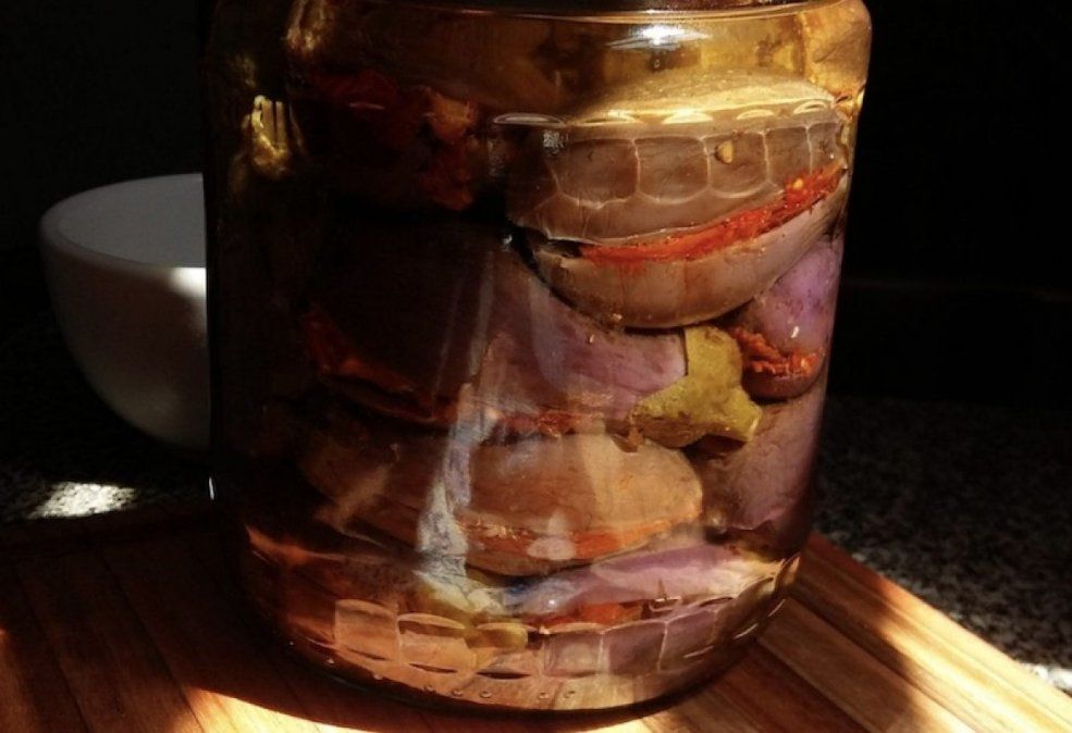 ANMAT prohibió la venta de una marca de liebre en escabeche