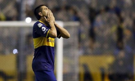 JUan Román Riquelme, de 42 años, analizaría volver a jugar en Boca. JUan Román Riquelme, de 42 años, analizaría volver a jugar en Boca.