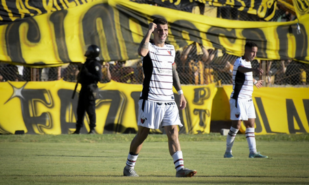 Tras irse de Colón, Brian Negro fue presentado en Mushuc Runa, club que jugó copas y pasó por Santa Fe Tras irse de Colón, Brian Negro fue presentado en Mushuc Runa, club que jugó copas y pasó por Santa Fe