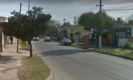 El cadáver, con un balazo en el rostro, de una joven, de 24 años, apareció dentro de una vivienda en Merlo El cadáver, con un balazo en el rostro, de una joven, de 24 años, apareció dentro de una vivienda en Merlo