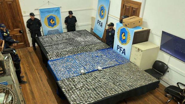 Como resultado de los procedimientos, nueve personas fueron aprehendidas y quedaron a disposición de la Justicia.
