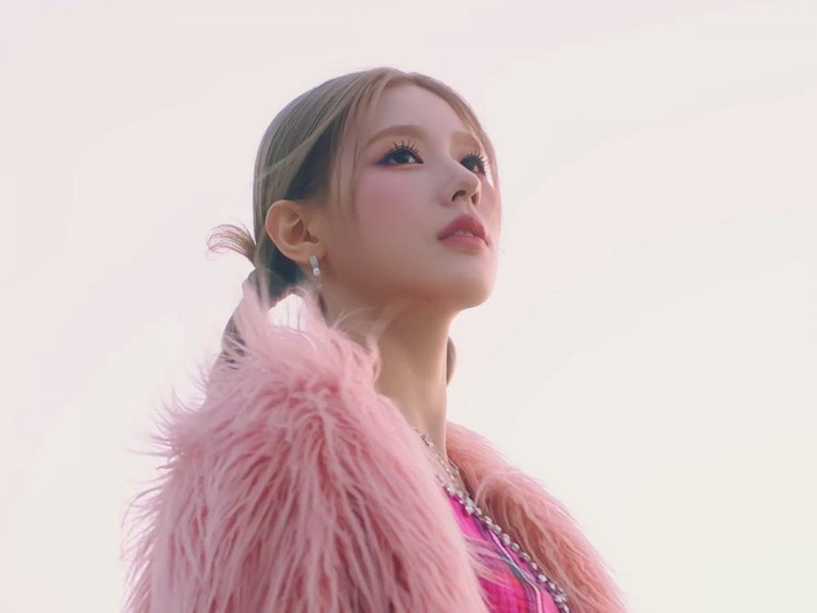 Miyeon de (G) I-DLE debuta en solitario con Drive