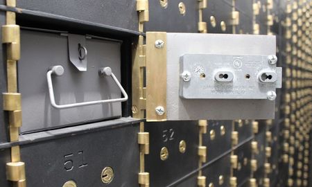 En los últimos años se expandió el servicio de cajas de seguridad que brindan los bancos e instituciones financieras de resguardo de caudales. En los últimos años se expandió el servicio de cajas de seguridad que brindan los bancos e instituciones financieras de resguardo de caudales.