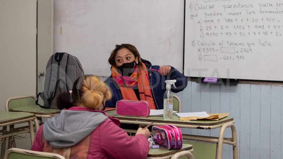 Nación propone a las provincias incorporar una hora más de clases en el nivel primario para reforzar aprendizajes de Lengua y Matemáticas.&nbsp;