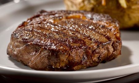 Ojo de bife a la parrilla. Ojo de bife a la parrilla.