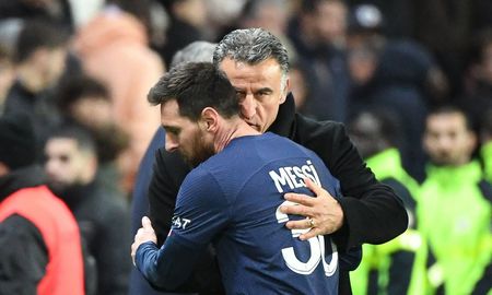 Cristophe Galtier emitió una alerta por el nivel de algunos de sus jugadores en el Paris Saint-Germain. Cristophe Galtier emitió una alerta por el nivel de algunos de sus jugadores en el Paris Saint-Germain.