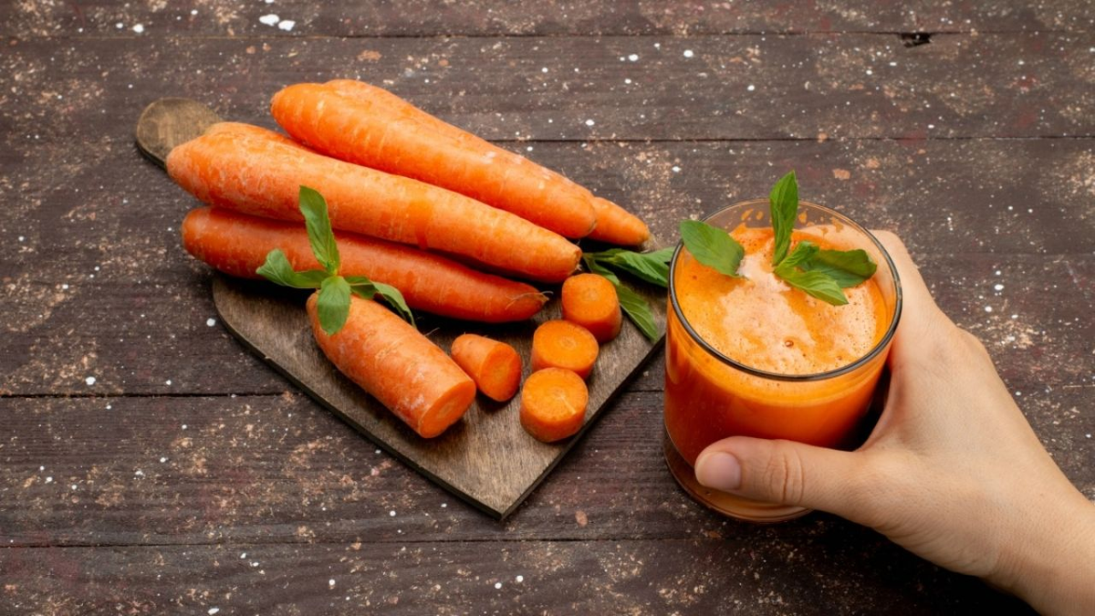 La zanahoria es una hortaliza dulce cuya parte comestible es la raíz. La zanahoria es una hortaliza dulce cuya parte comestible es la raíz.