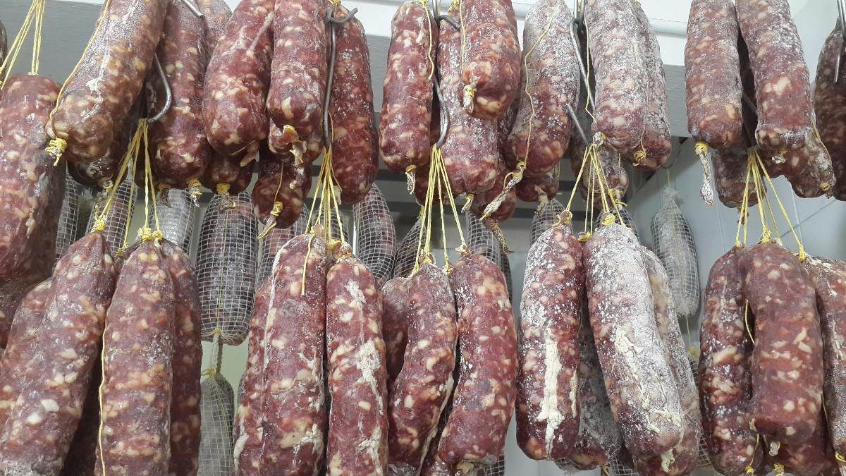 El Ministerio de Salud, a través de la Agencia Santafesina de Seguridad Alimentaria (Assal), recuerda las principales medidas de prevención frente al inicio de la temporada en la que pueden producirse casos de triquinosis.