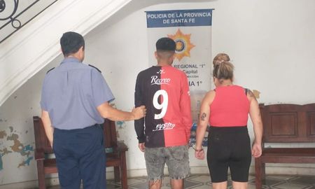 El sospechoso fue detenido tras una pelea en la peatonal y quedó en prisión preventiva. El sospechoso fue detenido tras una pelea en la peatonal y quedó en prisión preventiva.