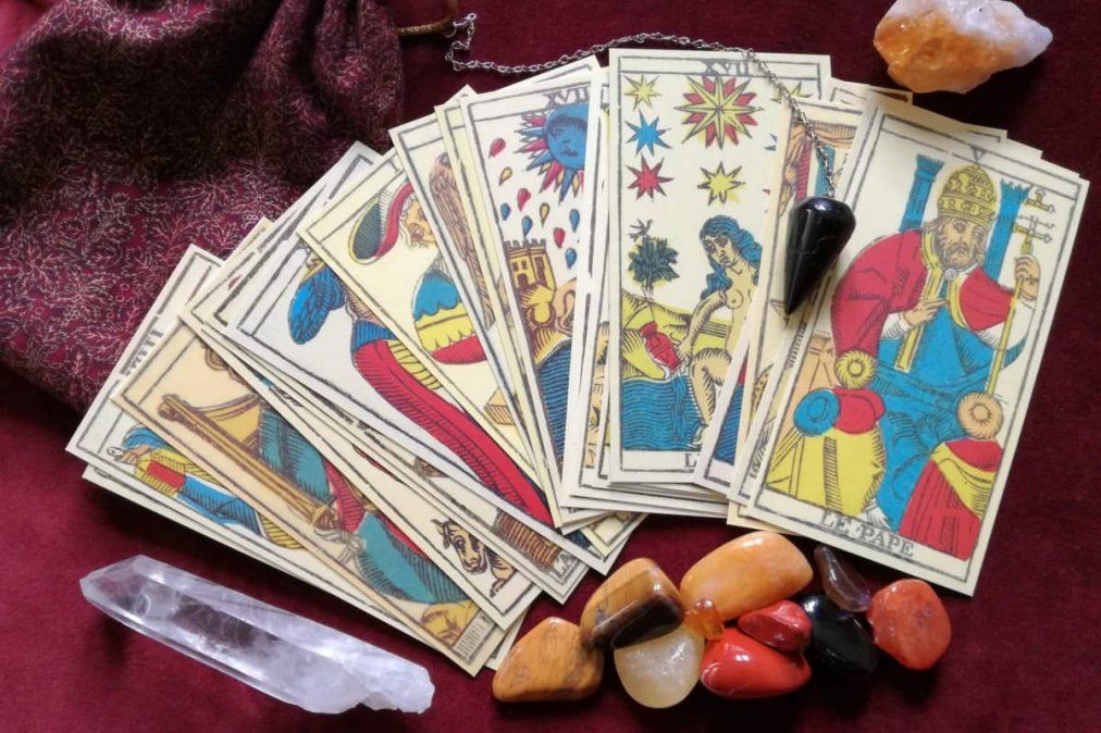 Las cartas del tarot te dirán cómo le irá a los signos del zodiaco en Noviembre