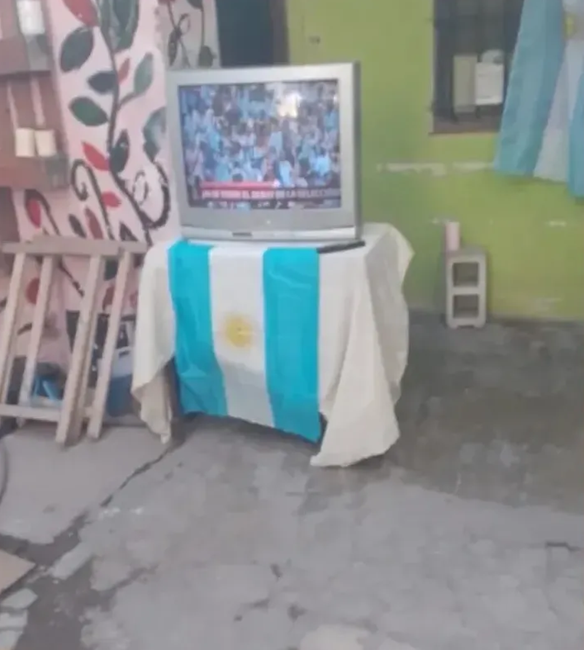 Leonardo Morillo tuvo el gran gesto de invitar a todos los vecinos de Lomas de Zamora a ver el partido. (Foto: Facebook)