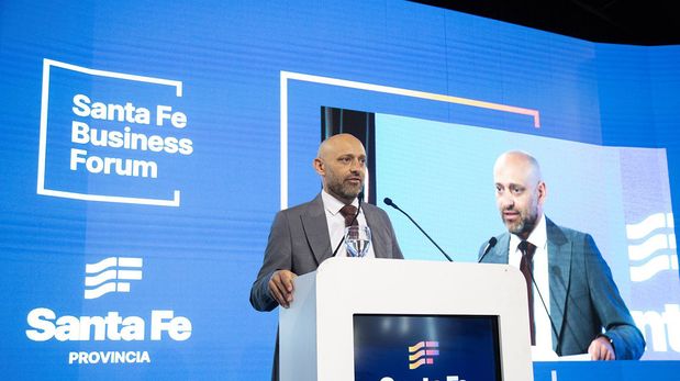 Gustavo Puccini se refirió al Santa Fe Business Forum que se realiza en Rosario.