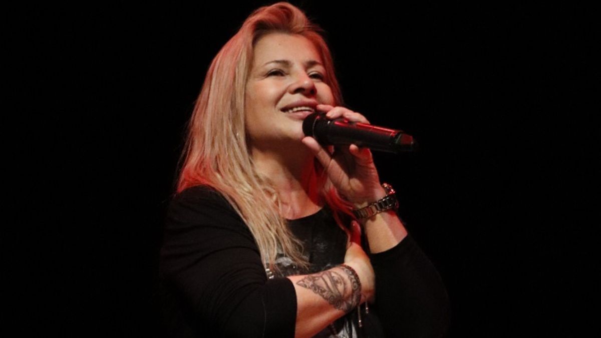 Dalila fue retirada en brazos del escenario durante su show en Avellaneda