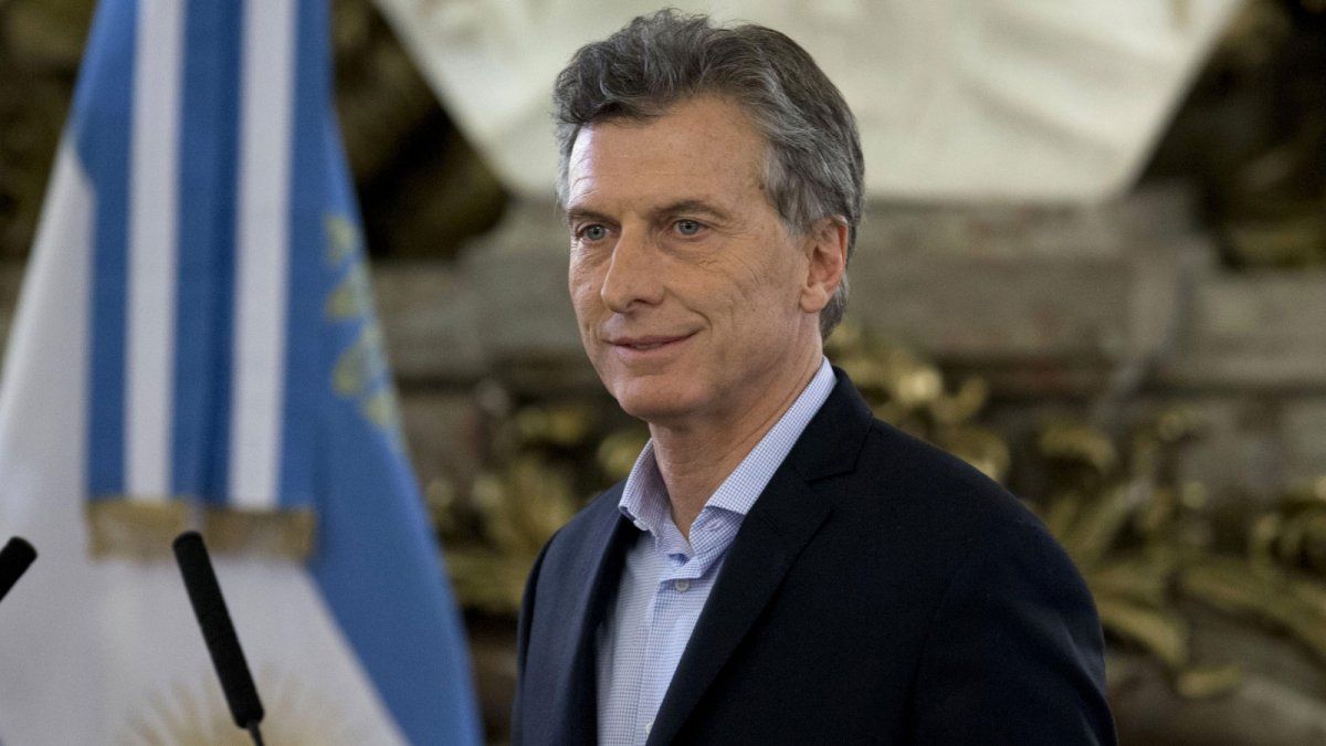 Macri avanza con un nuevo plan de recortes en la administración
