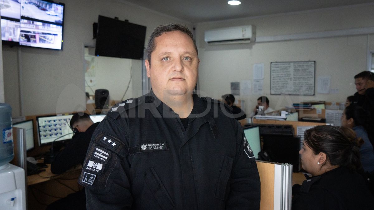 Oficial Matías Fernández, jefe de la sección despacho del 911