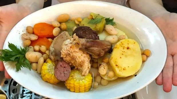 El puchero completo de la abuela.