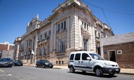 La medida se ejecutó en horas del mediodía y fue dispuesta por los fiscales Hernández y Jiménez. La medida se ejecutó en horas del mediodía y fue dispuesta por los fiscales Hernández y Jiménez.